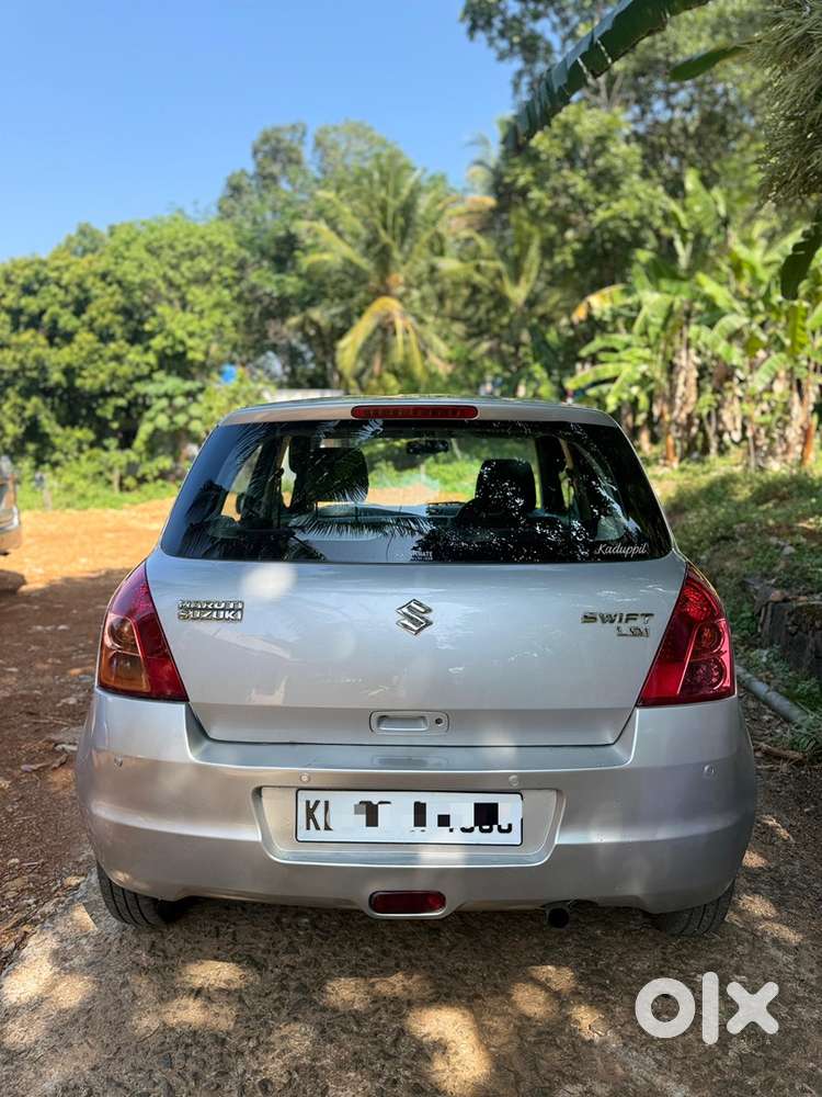 Maruti Suzuki Swift 2009 Diesel 117000 Km Driven