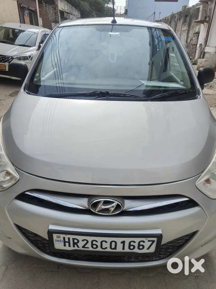 Hyundai I10 Magna – 2015  Silver  Excellent Condition