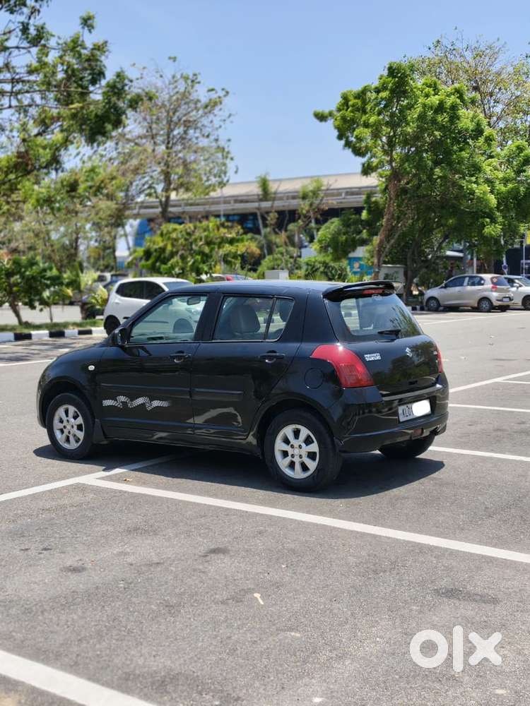 Maruti Suzuki Swift 2004-2010 Zxi Bsiv, 2008, Petrol