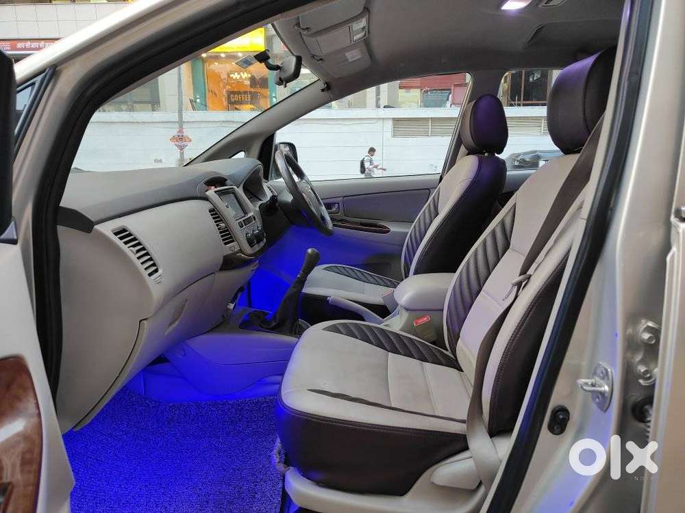 Toyota Innova 2.5 G (diesel) 8 Seater, 2014, Diesel