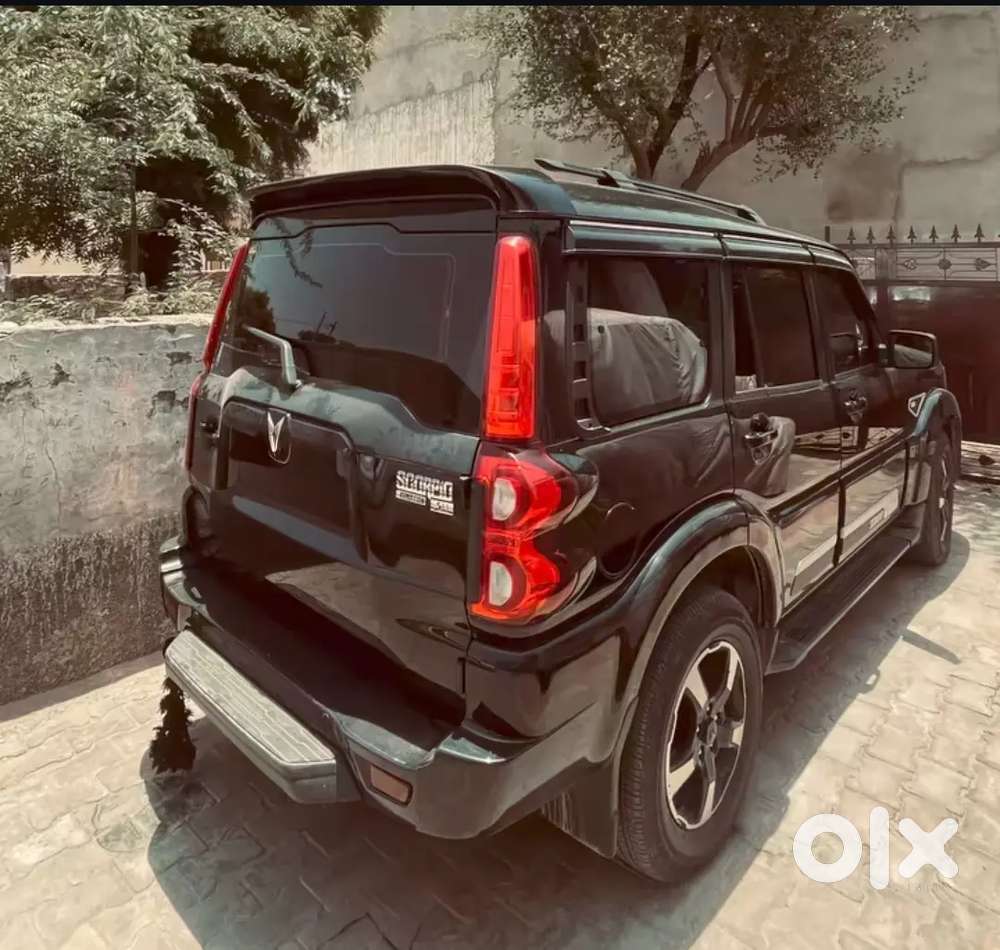 Mahindra Scorpio Classic 2023