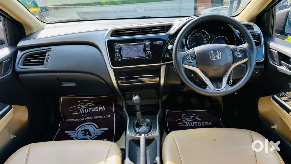Honda City I-vtec V, 2016, Petrol