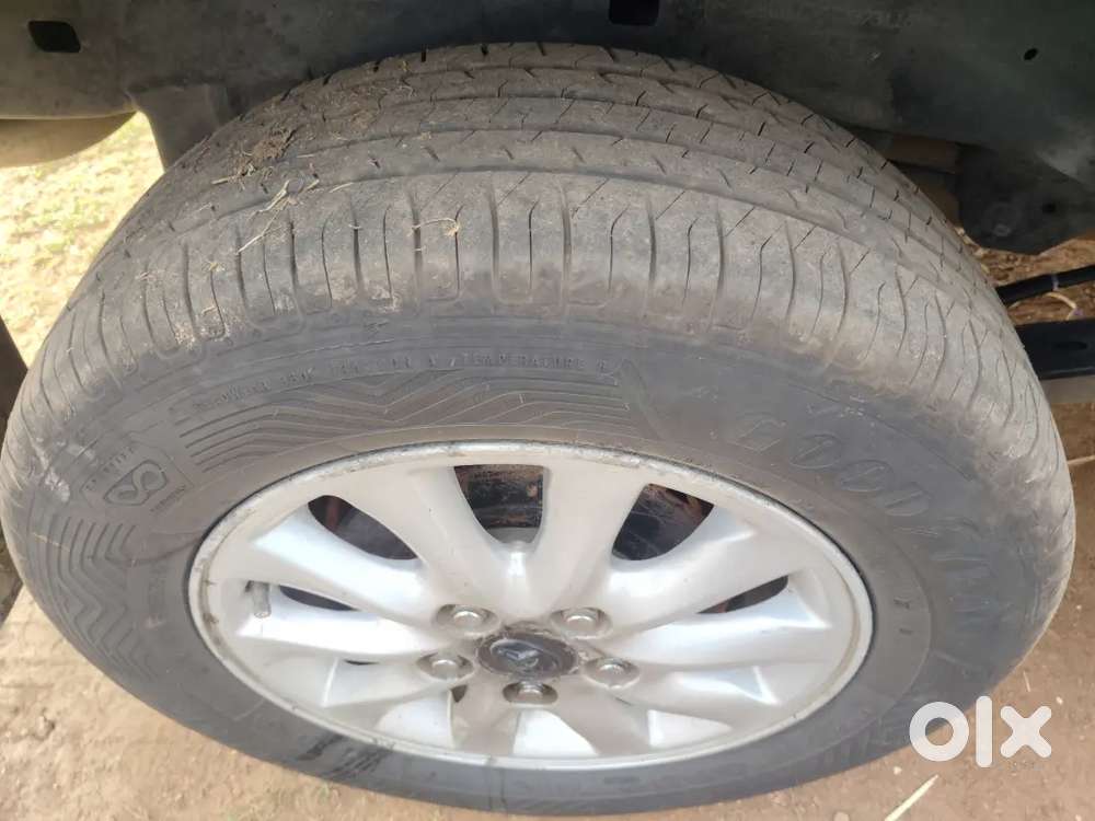 Toyota Innova 2012 Diesel Well Maintained