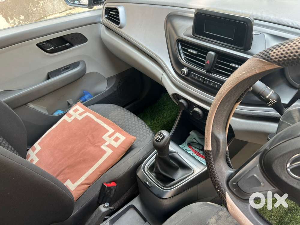 2020 Tata Altroz Petrol