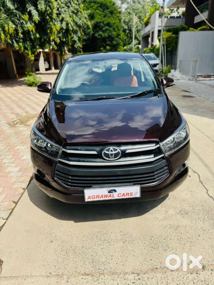 Toyota Innova Crysta 2.4 G Mt 8s, 2018, Diesel