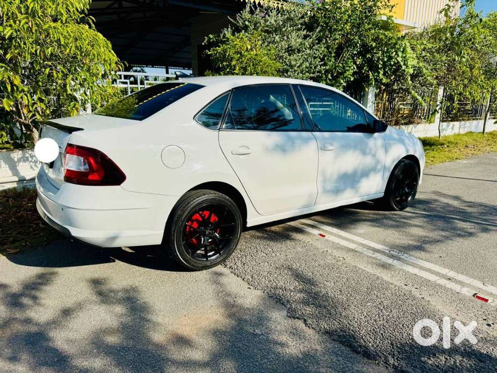 Skoda Rapid Tsi, 2021, Petrol
