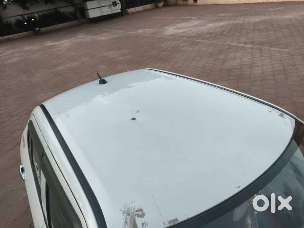 Maruti Suzuki Swift Dzire Ldi Abs, 2017, Diesel