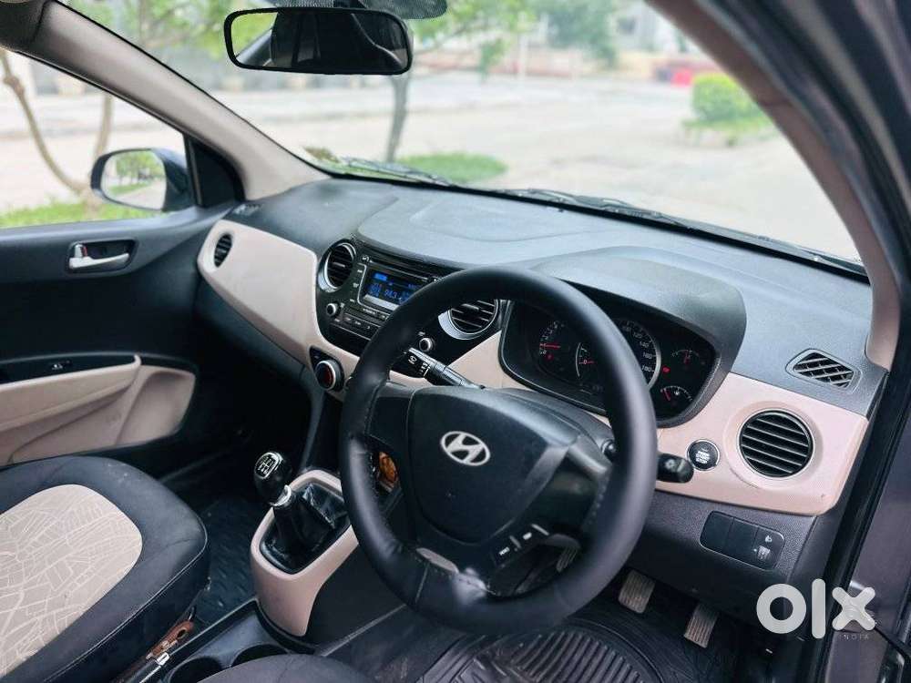 Hyundai Grand I10 Sportz, 2014, Petrol