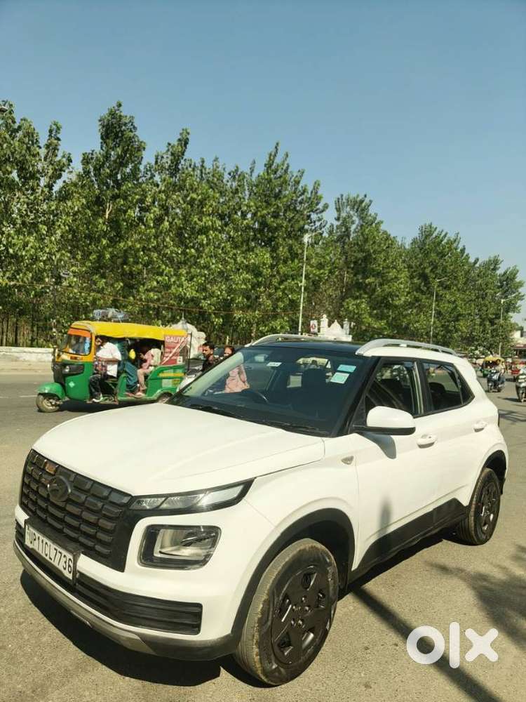Hyundai Venue [2022-ongoing] 1.2 S, 2023, Petrol