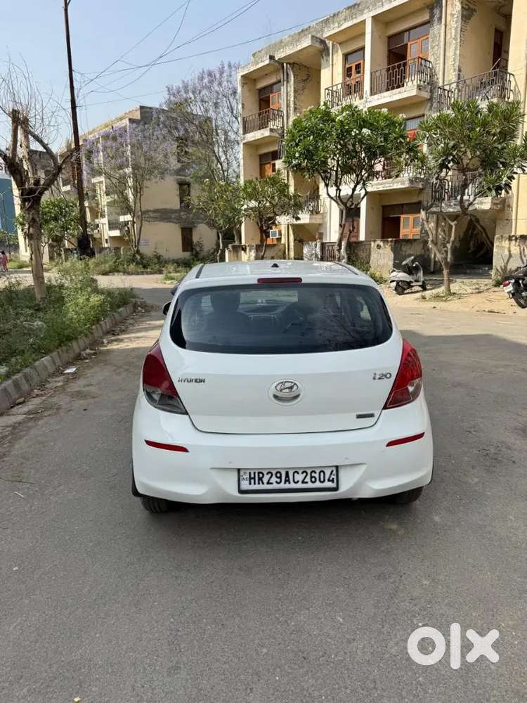 2012 Good Condition  Complete  Documents  Argent Sell