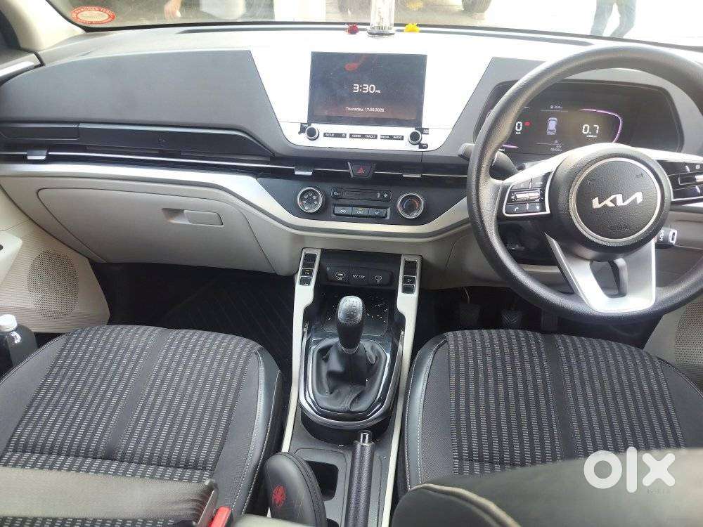 Kia Carens 1.5 Prestige 7 STR, 2023, Petrol