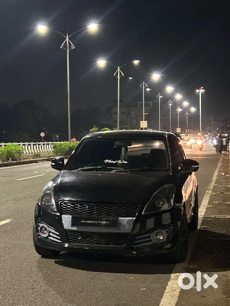 Maruti Suzuki Swift Petrol 2012
