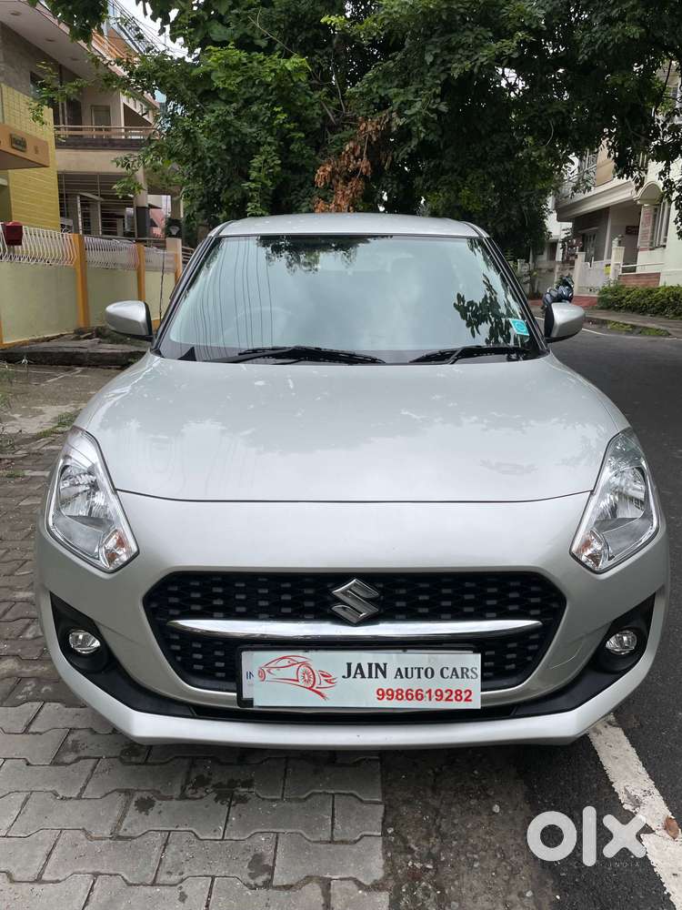 Maruti Suzuki Swift Vxi + Manual, 2023, Petrol