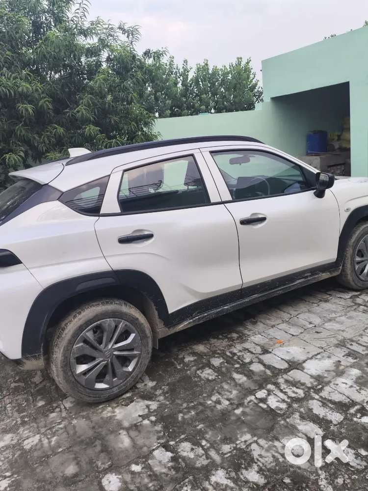 Maruti Suzuki Fronx Sigma 1.2l 2025