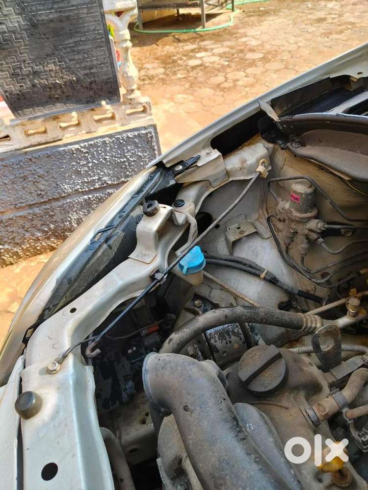 Maruti Suzuki Swift Dzire 2011