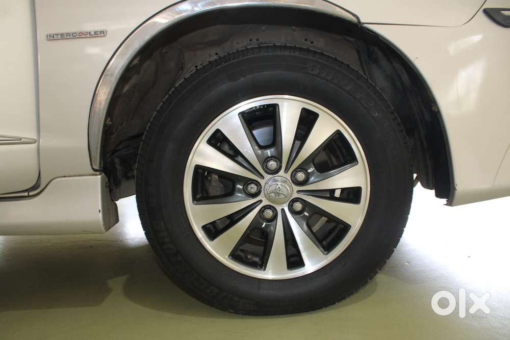 Toyota Innova 2.5 Z Diesel 7 Seater, 2015, Diesel