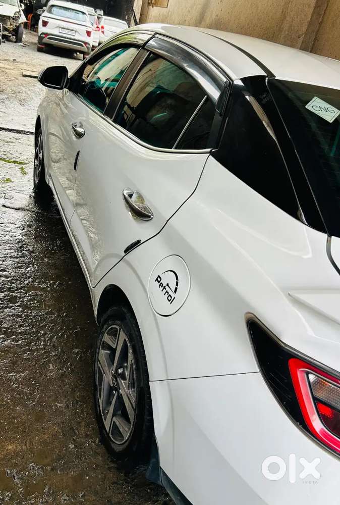 Hyundai Aura 2022 Petrol 85000 Km Driven