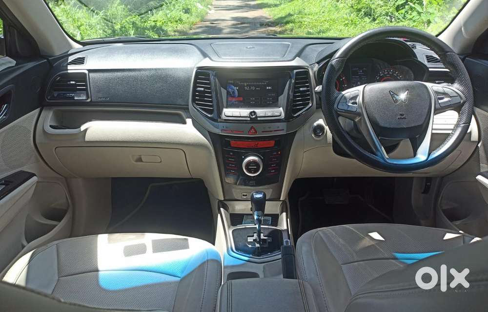 Mahindra Xuv300 1.2 W8 Amt Petrol, 2022, Petrol