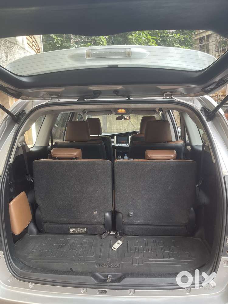 Toyota Innova Crysta 2.8z Automatic, 2016, Diesel