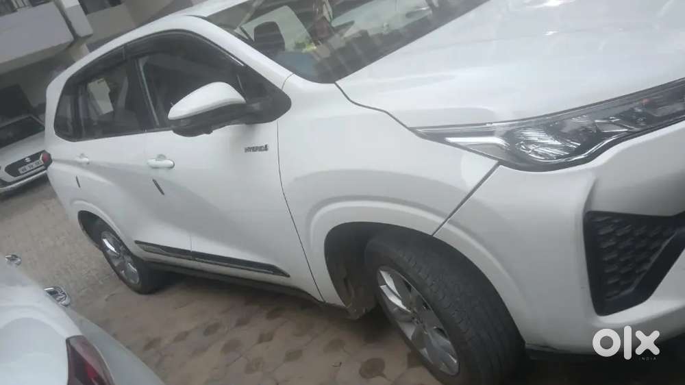 Toyota Innova Hycross 2.0 Vx Hybrid 7 Str 2023