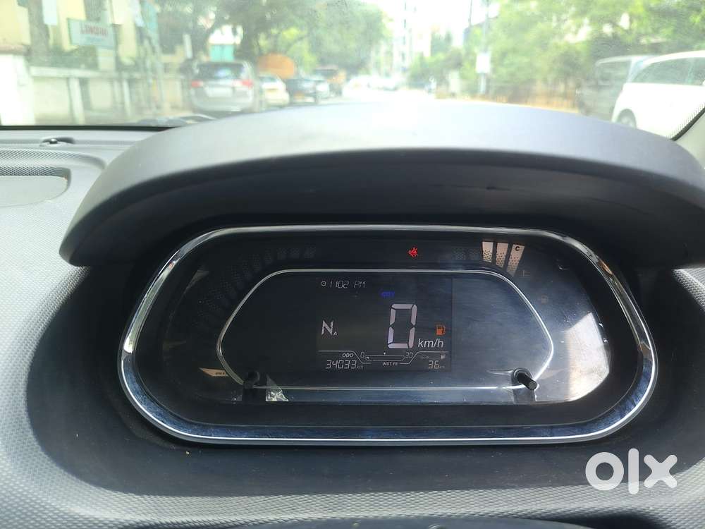 Tata Tiago 1.2 Revotron Xza, 2018, Petrol
