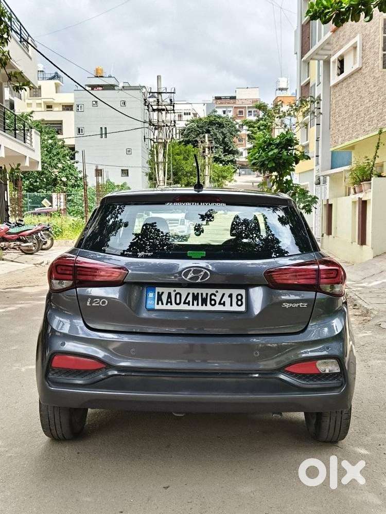 Hyundai Elite I20 Sportz (o) 1.4, 2019, Petrol