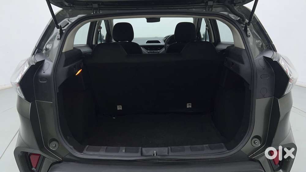 Tata Nexon 1.2 Revotron Xm (s), 2021, Petrol