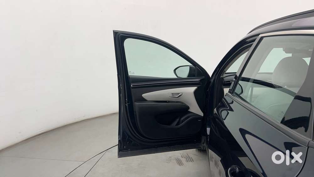 Hyundai Tucson 2.0 Platinum Petrol At, 2022, Petrol