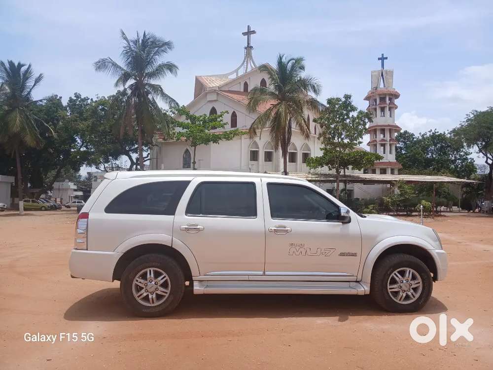 Isuzu Mu7 Diesel 2014