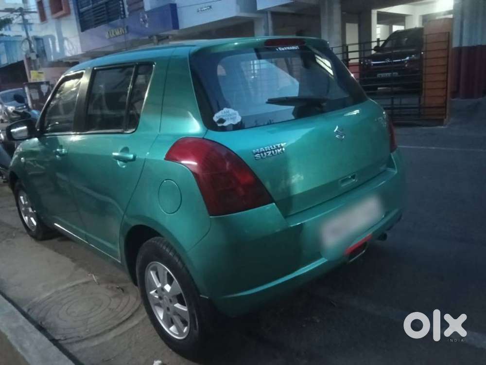 Maruti Suzuki Swift 2004-2010 Zxi Bsiii, 2006, Petrol