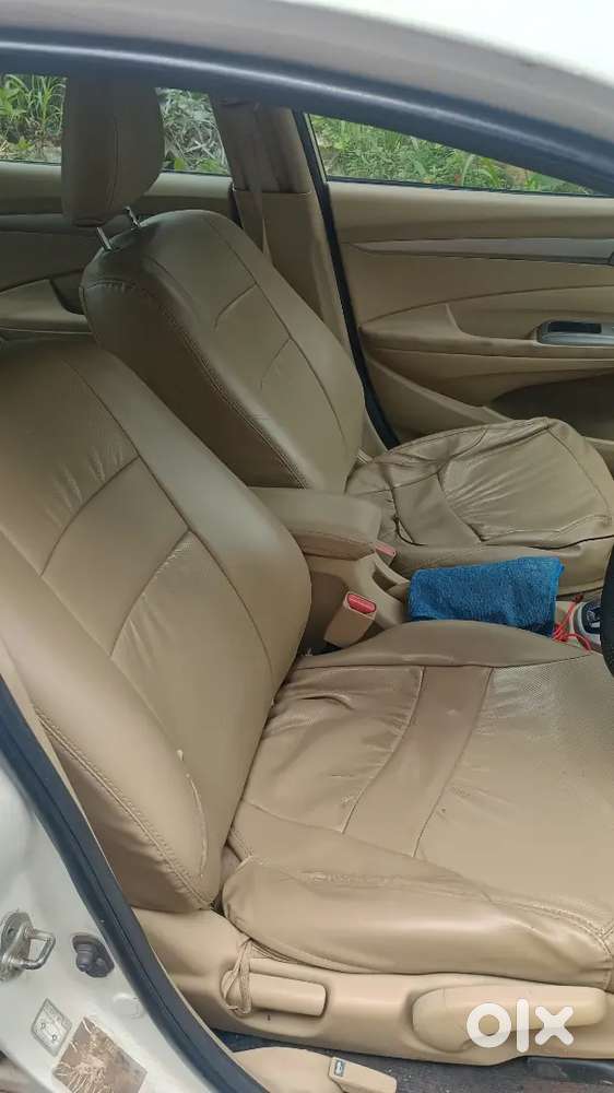Honda City Petrol 2011 With 90000 Km Driven