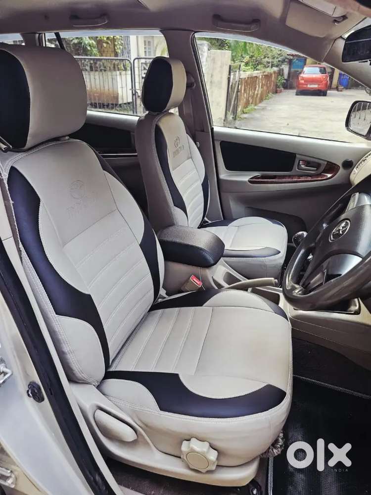 Toyota Innova 7 Seater In Mint Condition Available For Sale