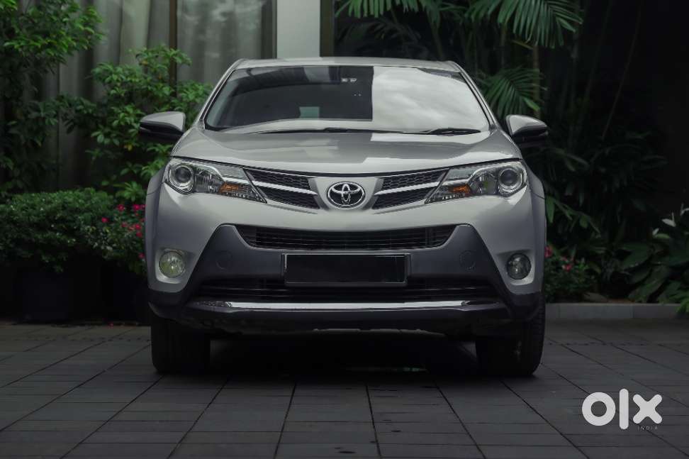 Toyota Land Cruiser V8 Petrol, 2015, Petrol
