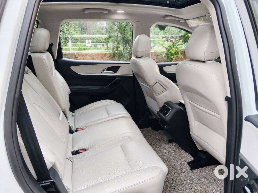 Mahindra Xuv700 2.2 Ax 7 Diesel Mt Str, 2024, Diesel