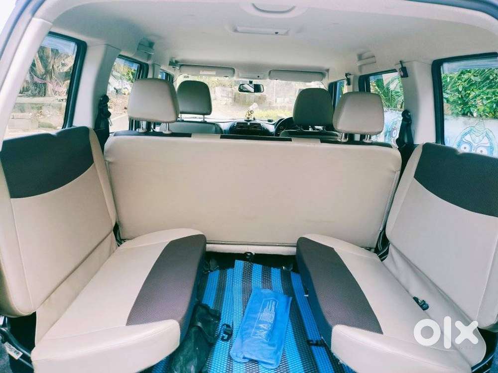 Mahindra Tuv 300 Plus P4, 2024, Diesel