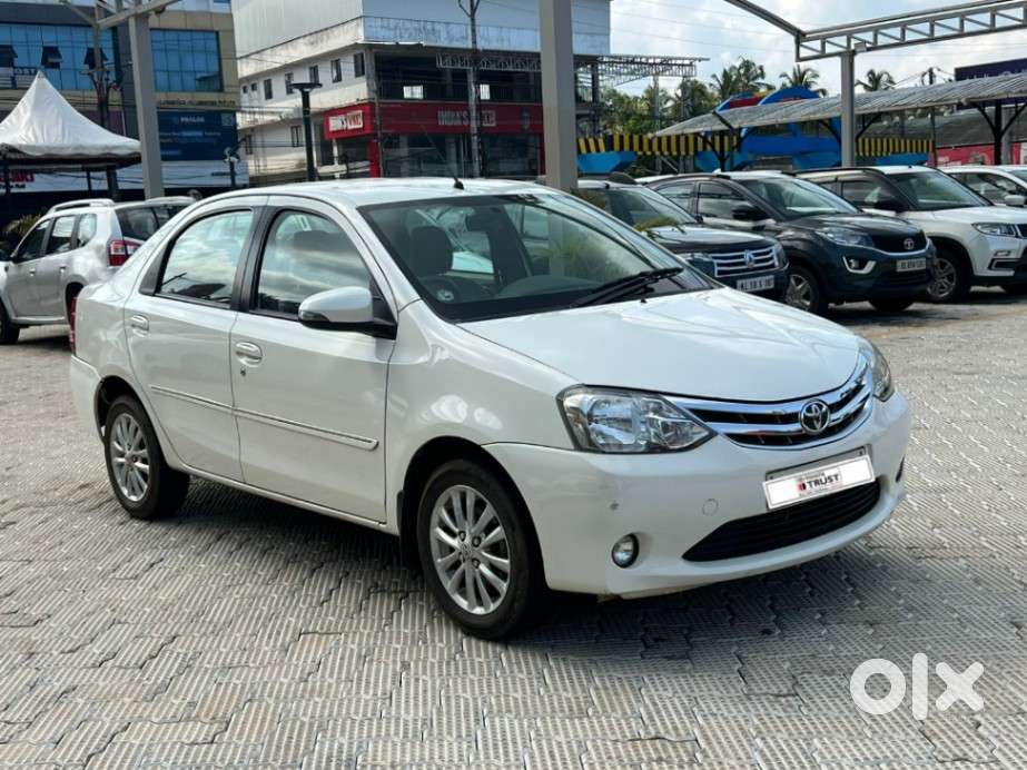 Toyota Etios 2013-2014 V, 2013, Petrol