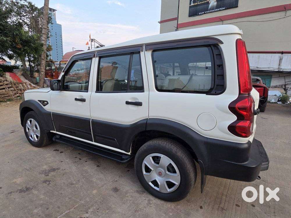 Mahindra Scorpio Classic 2.2 S Mt 9 Str, 2023, Diesel