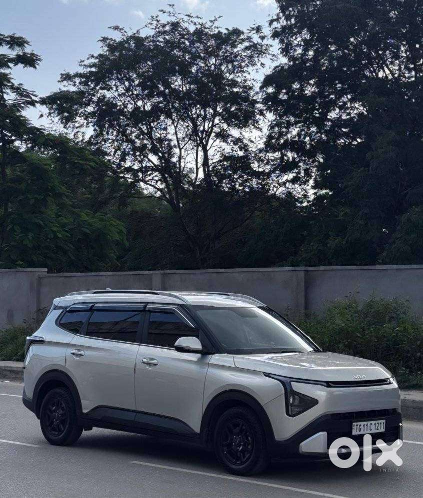 Kia Carens Clavis Htk, 2025, Petrol