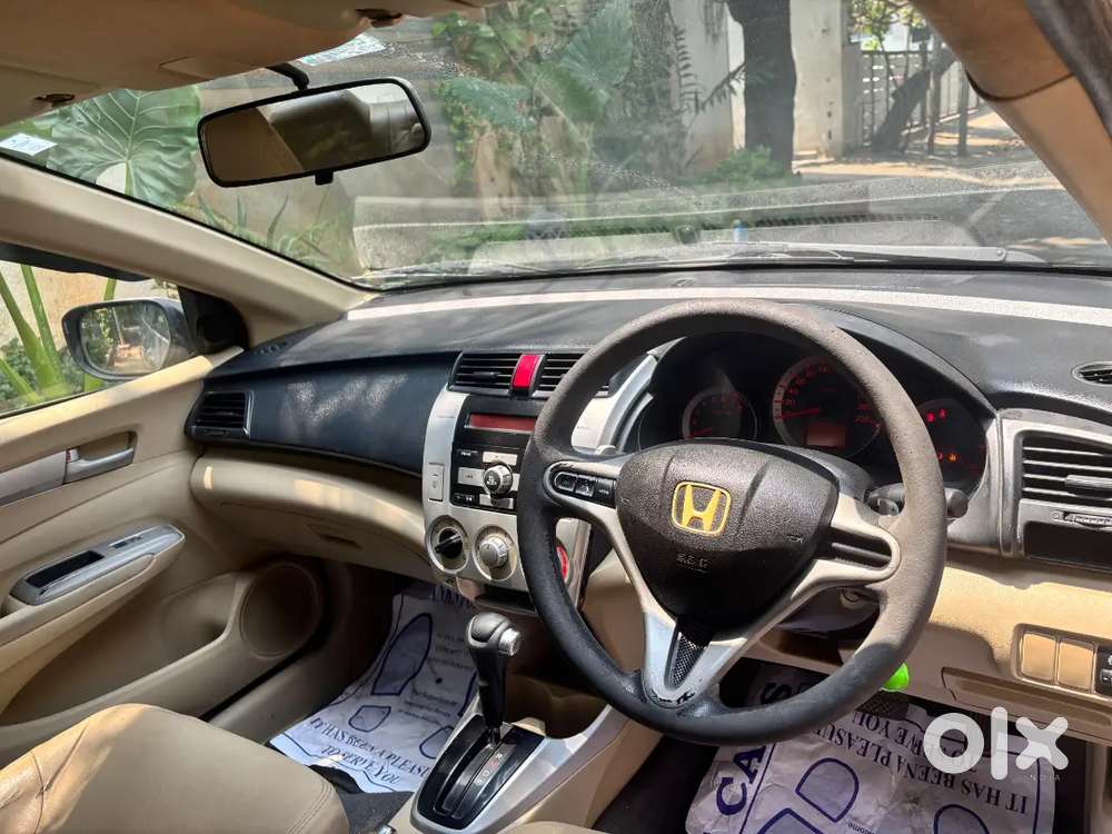 Honda City At 2011