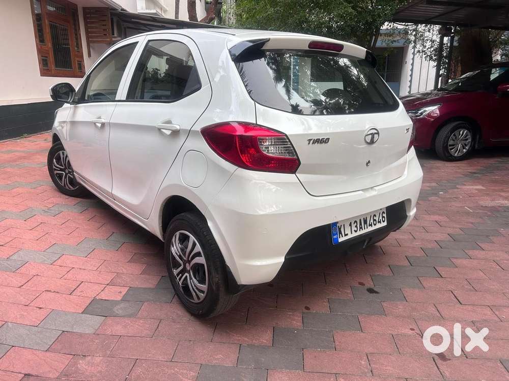 Tata Tiago 1.2 Revotron Xt, 2018, Petrol