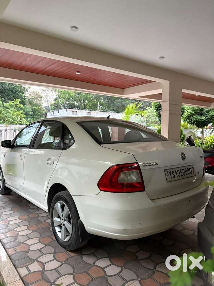 Skoda Rapid 2015