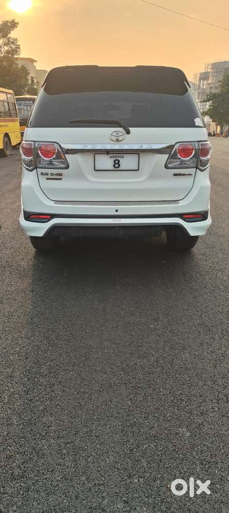 Toyota Fortuner 3.0 4x2 Automatic, 2014, Diesel