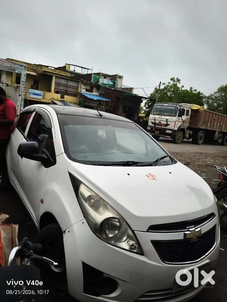 Chevrolet Beat Petrol 2014 Year