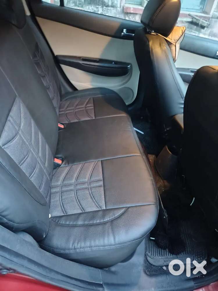 Hyundai  I20 2014 Diesel 72000 Km Driven, Very Nice Govt Employee Car