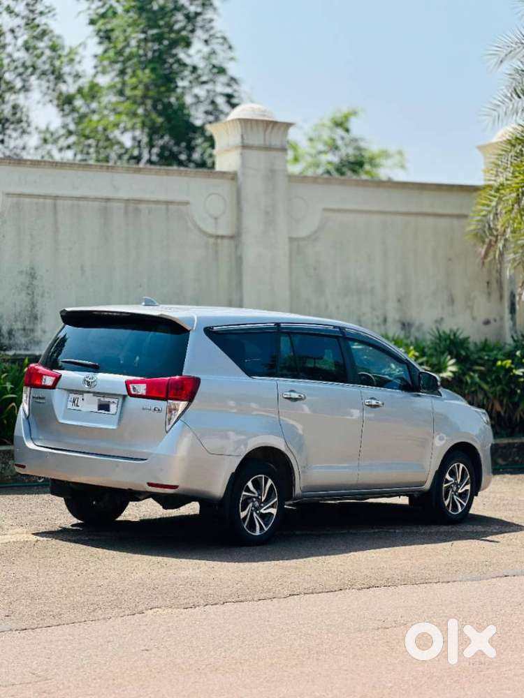 Toyota Innova Crysta 2.4 G Plus Mt 7 Str, 2020, Diesel