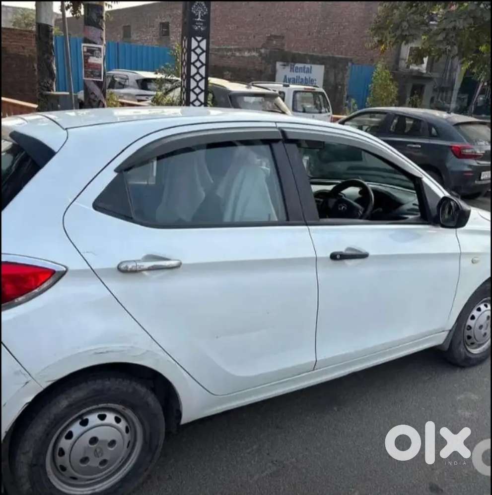 Tata Tiago 2016 November Month Petrol Car  Good Condition