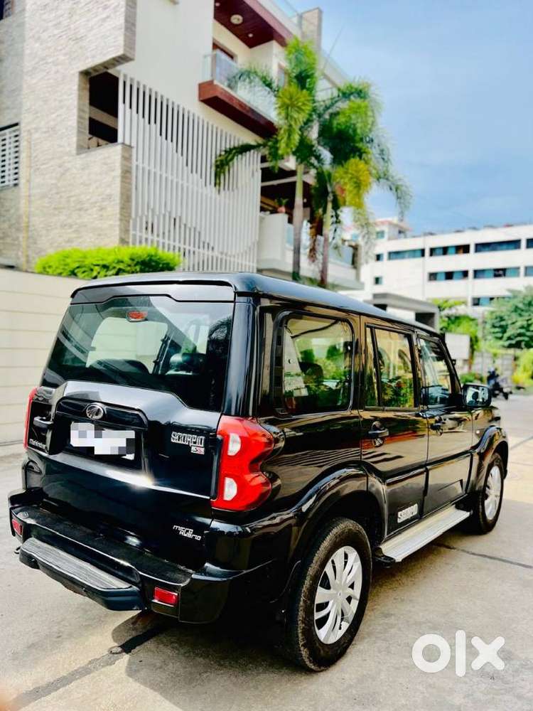 Mahindra Scorpio S5, 2017, Diesel