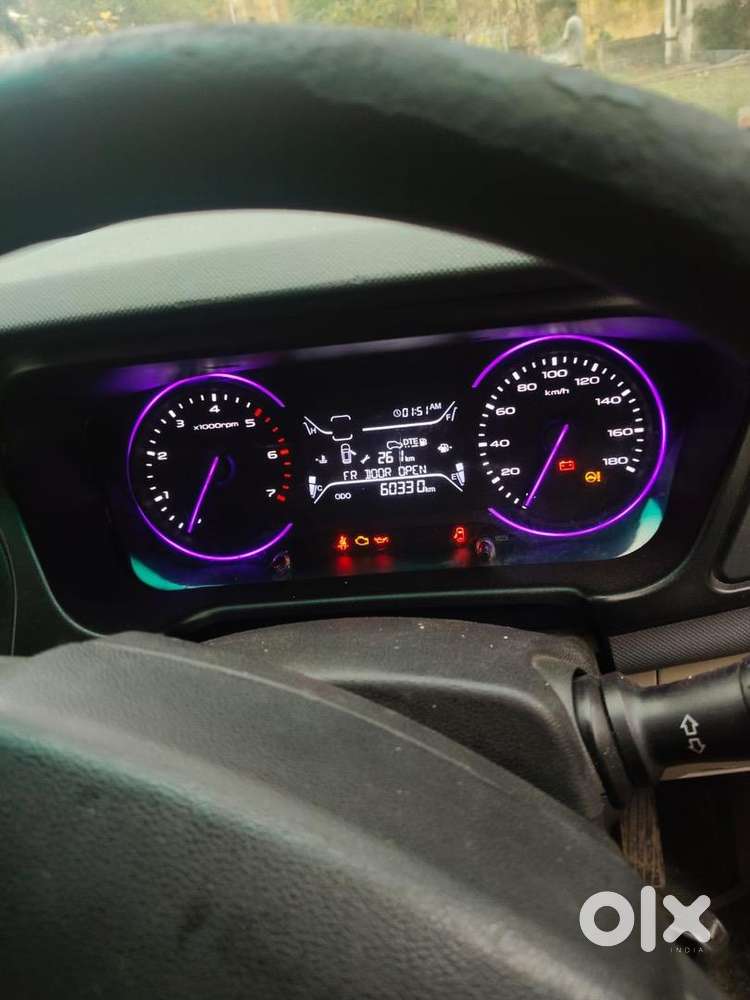 Mahindra Marazzo  2020  Diesel  60300 Km Driven  Family Mvp