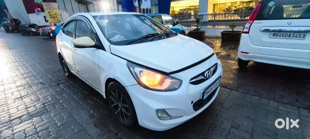 2013 Hyundai Verna Sx O