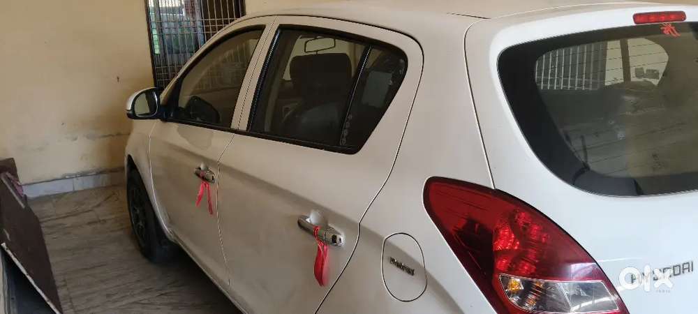 Hyundai I20 Petrol Manual 2015